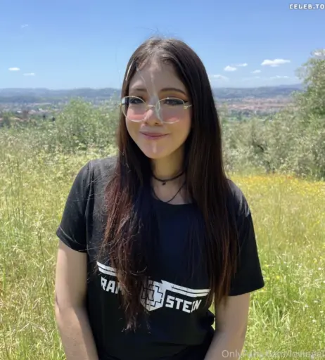 Image 3374492 from Lovingeli1