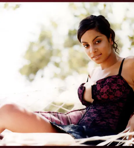 Image 3378973 from Collien Ulmen-Fernandes