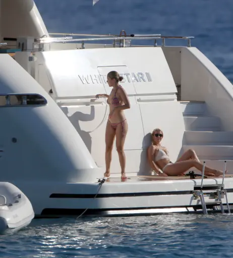 Image 3378918 from Victoria Swarovski