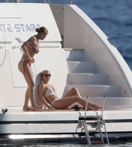 Image 3378933 from Victoria Swarovski