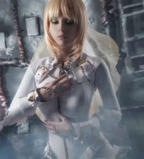 Image 3326537 from Helly Valentine