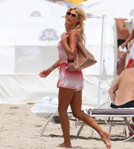 Image 3306826 from Victoria Silvstedt