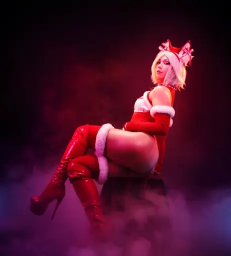 Image 3303399 from Satiella