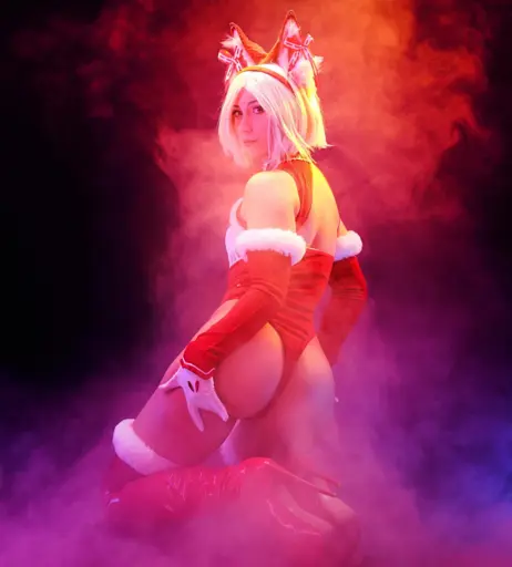 Image 3303312 from Satiella