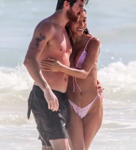 Image 3300576 from Chantel Jeffries