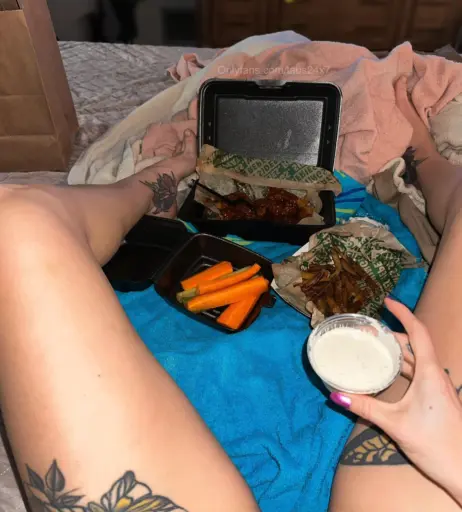 Image 3300730 from Tabs24x7