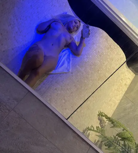 Image 3300012 from Morgan Moore