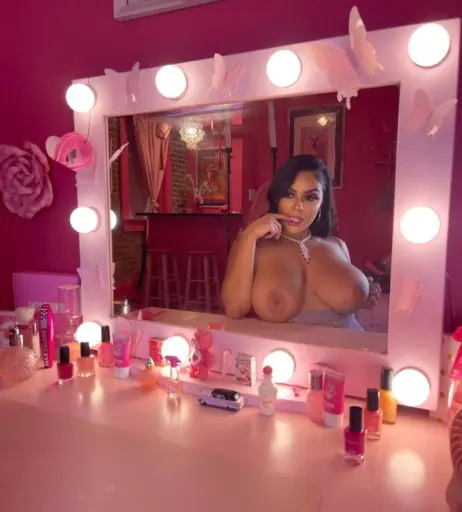 Image 3895104 from TheRealRebeccaJ / sm00ches