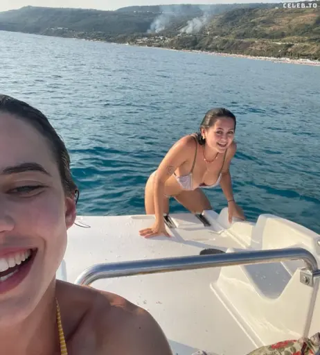 Image 389611 from Jasmine Thompson