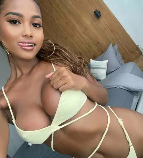 Image 3876085 from maeurn1 / maeurn.tv / Maeurn Smiles