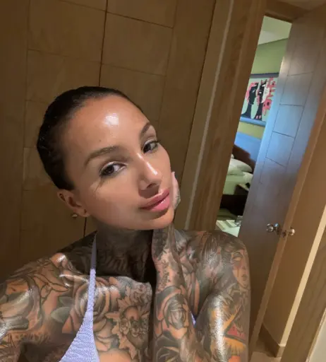 Image 3852621 from Cleo Petra / Kinnaman / Wattenström