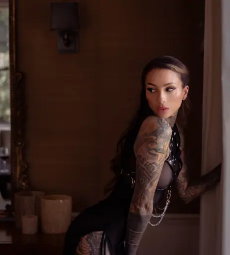 Image 3850798 from Cleo Petra / Kinnaman / Wattenström