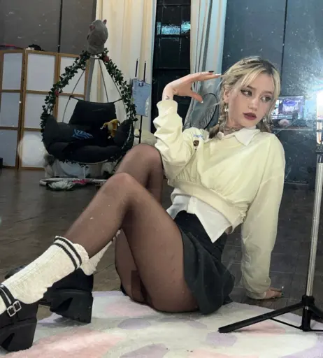 Image 3845231 from Moondays