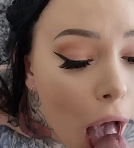 Image 3841665 from Hylia Fawkes