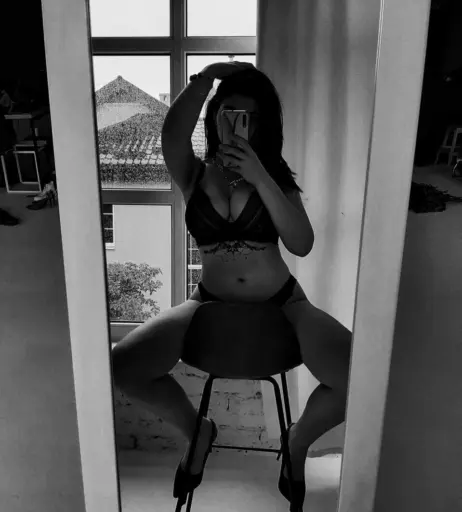 Image 3842380 from taynawinfrey2