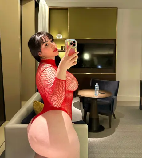 Image 3816885 from foreignamira / amirathick / Ameliasocurvy