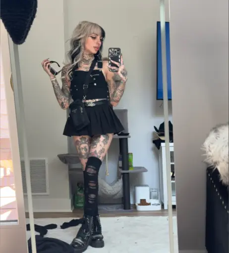 Image 3982969 from Cruellamorgan