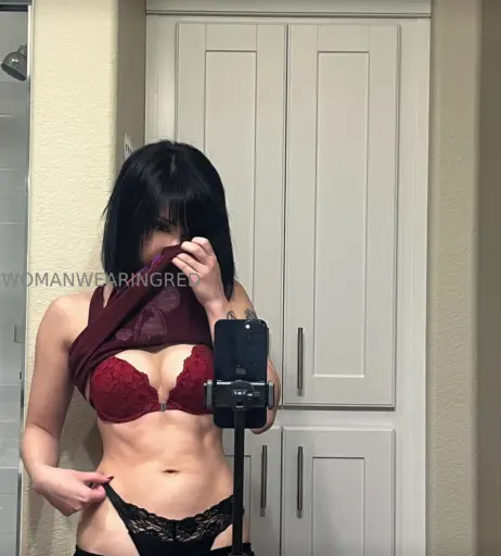 Image 3980173 from womanwearingred / Buffbunnymika / Buffbunbun