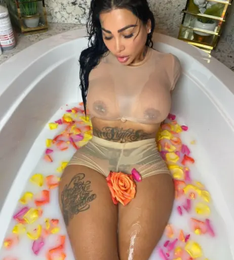 Image 3977591 from Brittanya Razavi (seebritannya)