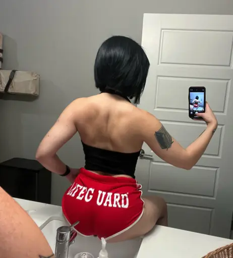 Image 3965756 from womanwearingred / Buffbunnymika / Buffbunbun