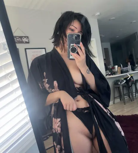 Image 3965323 from womanwearingred / Buffbunnymika / Buffbunbun