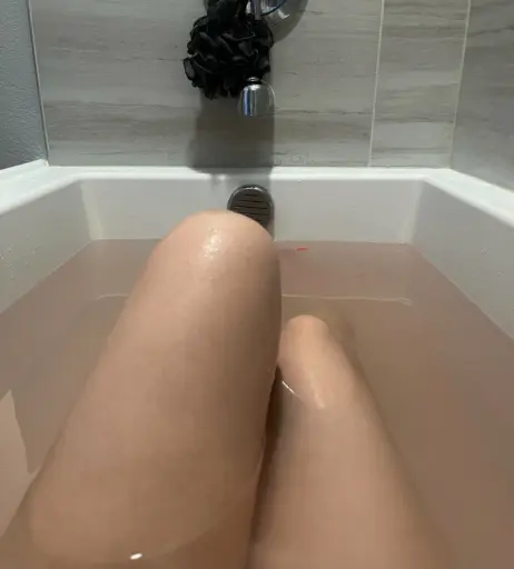 Image 3967960 from womanwearingred / Buffbunnymika / Buffbunbun