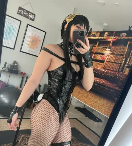 Image 3959746 from womanwearingred / Buffbunnymika / Buffbunbun