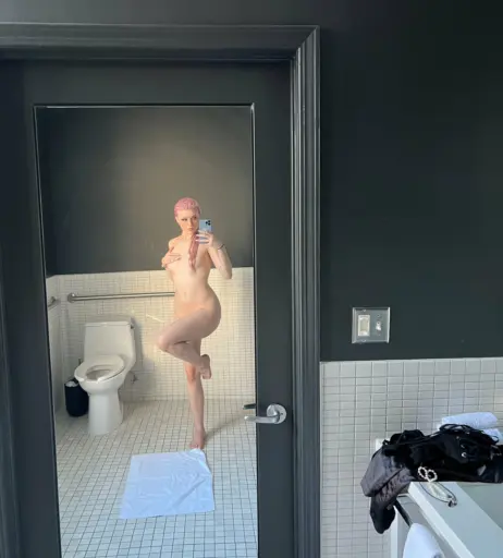 Image 3959207 from Linzor - Simpzor