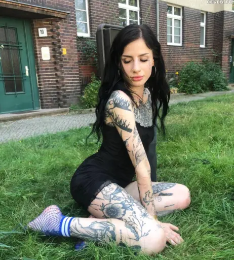 Image 394795 from SashyMe