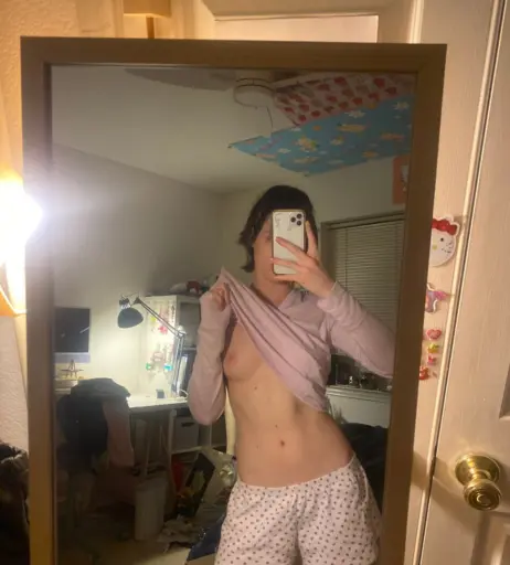 Image 3936365 from Ellamyvalentine