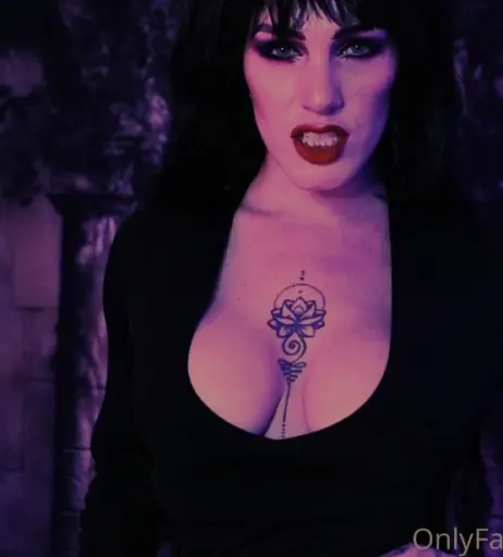 Image 3925562 from laraloxley