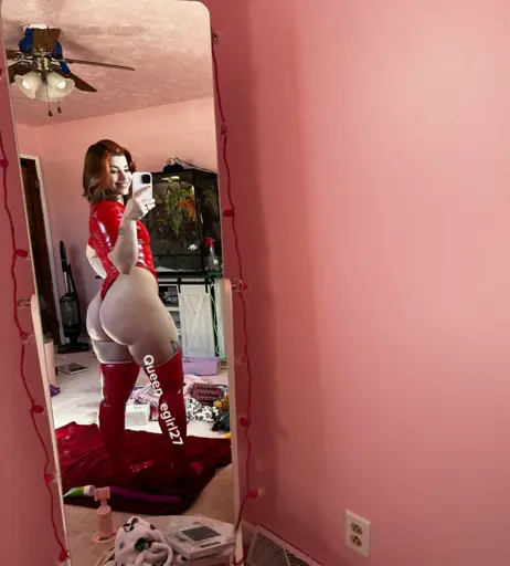 Image 3925000 from Queen_D / queen_egirl27