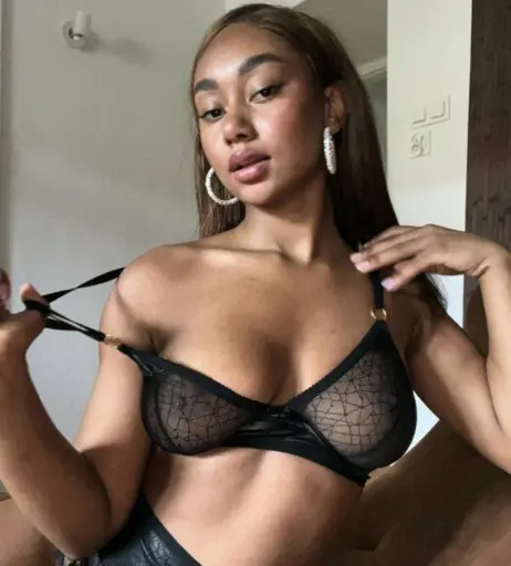 Image 3924932 from llleasy/elizabeth anorue