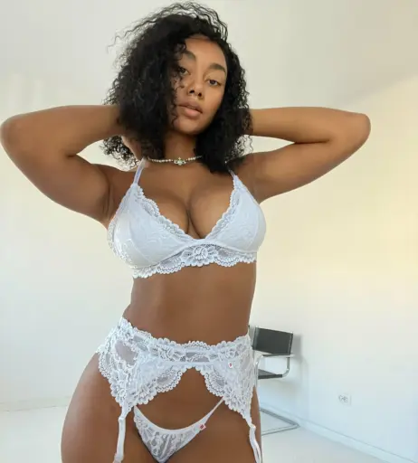 Image 3907649 from llleasy/elizabeth anorue