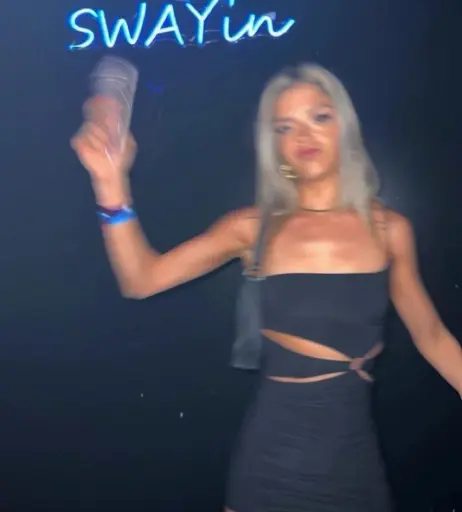 Image 3482361 from Chloe Legler