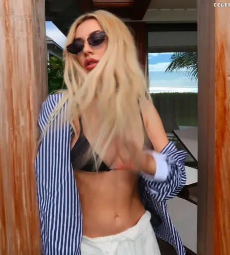 Image 3483326 from Ava Max