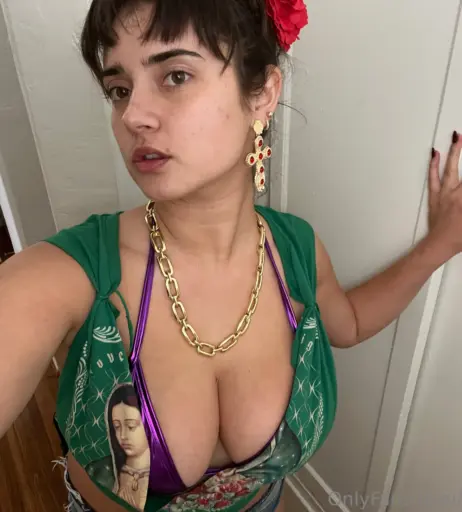 Image 3488718 from Sarah Curr (@sarahcurr)