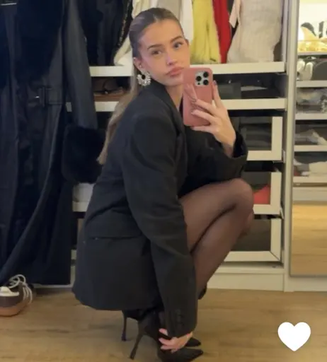 Image 3476474 from Léa Elui