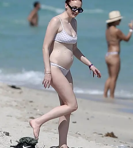 Image 3407600 from Sophie Turner