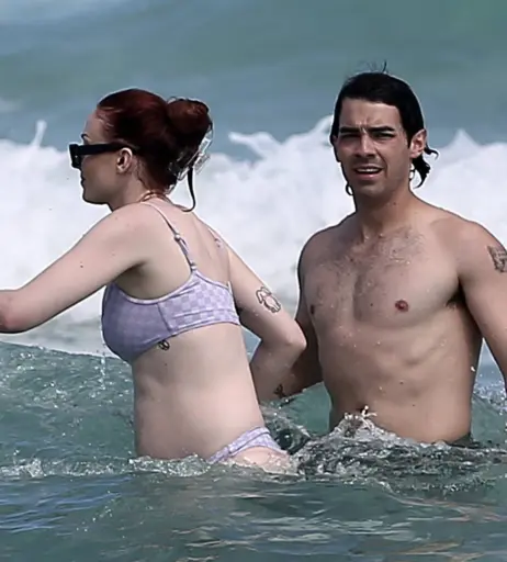 Image 3407624 from Sophie Turner