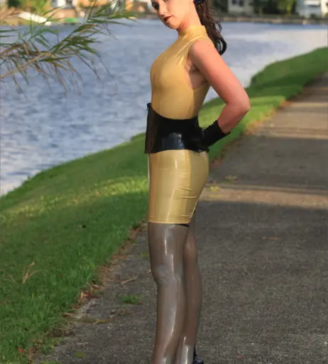 Image 3402786 from Vanessa Pur