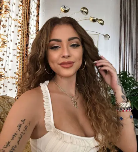 Image 3402399 from Malu Trevejo
