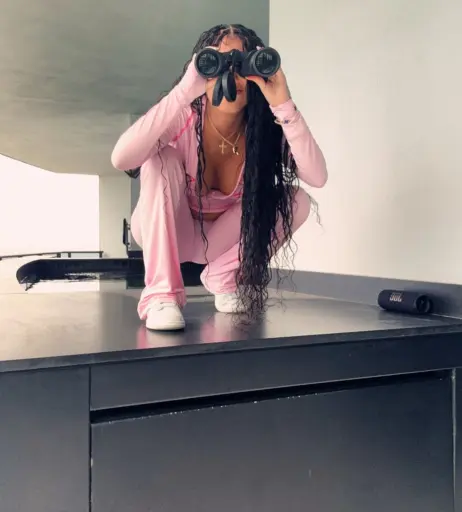Image 3402396 from Malu Trevejo