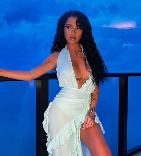 Image 3402383 from Malu Trevejo