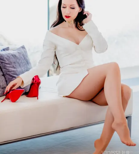 Image 3403529 from Vanessa Pur