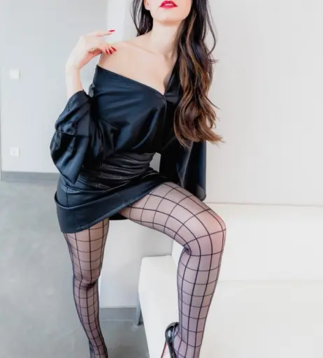 Image 3403618 from Vanessa Pur