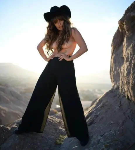 Image 3408931 from Kristen StephensonPino