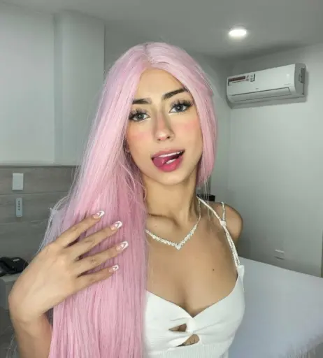 Image 359548 from Sophie Miler