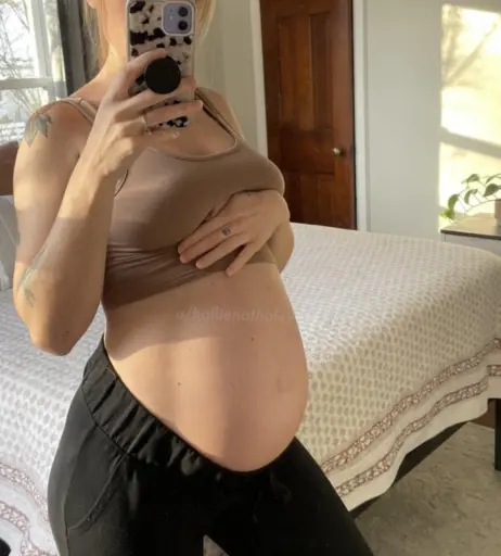 Image 3597368 from u/hallienothaley OF: @lilmissvixennnn