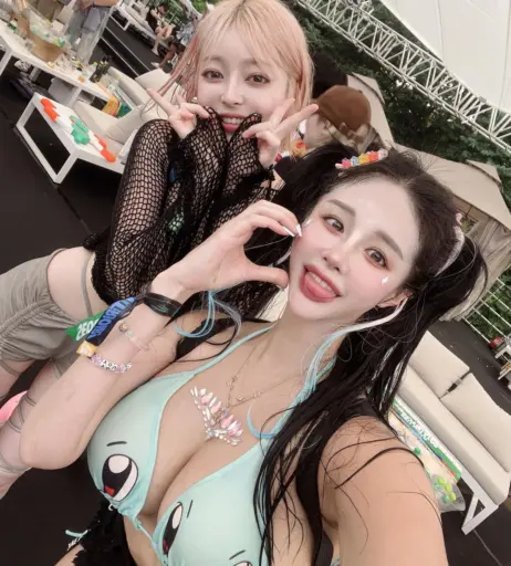 Image 3586600 from e__luda_glamorous